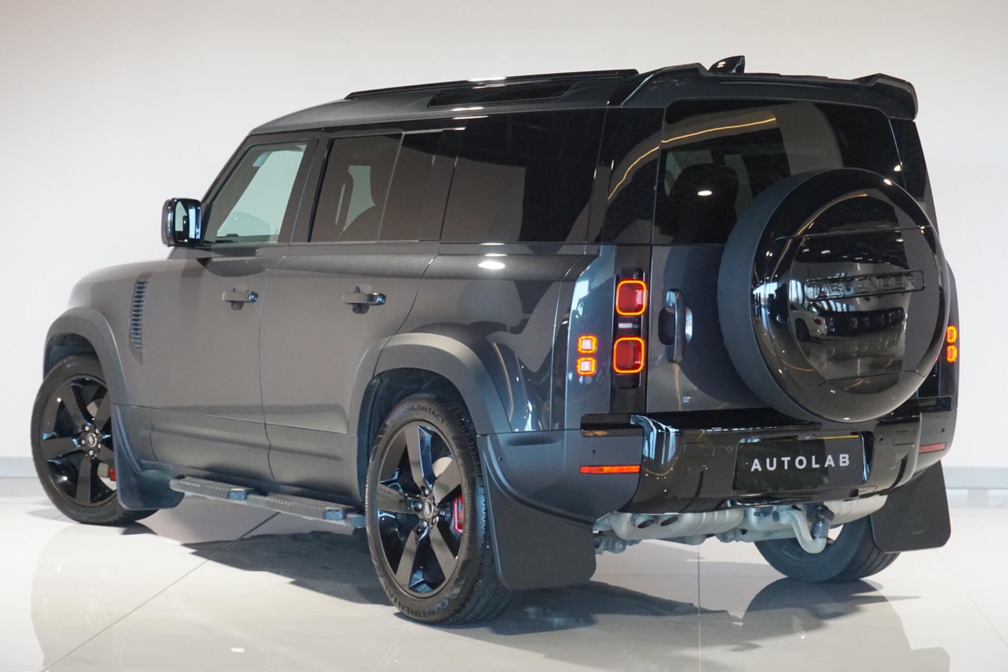 Land Rover Defender 110 3.0 D300 MHEV HSE Hard Top SUV 5dr Diesel Auto 4WD MWB Euro 6 (s/s) (300 ps)